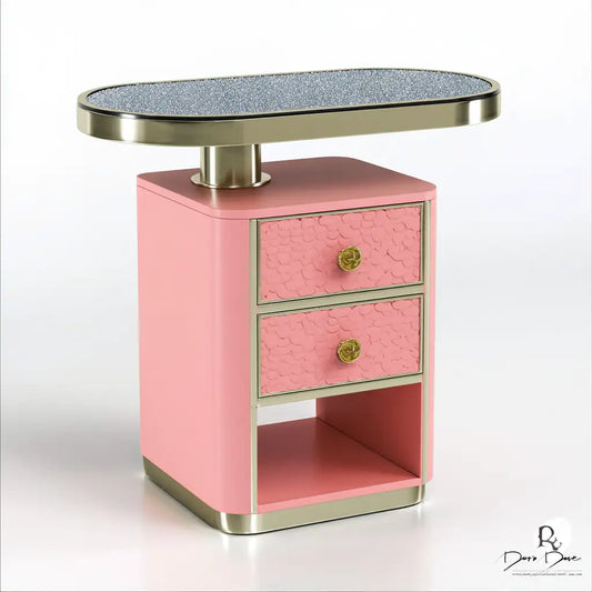 Comodino dal design essenziale, rosa e beige, per la casa