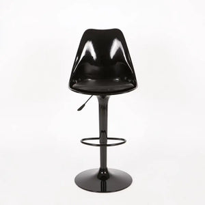 Sgabello da bar dal design essenziale, marrone e nero, per la casa